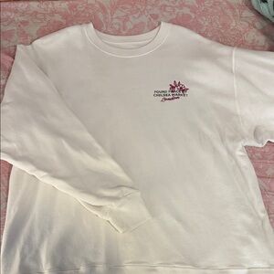 White flower Crewneck